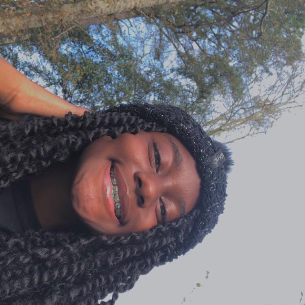 Meet your Posher, Alaya